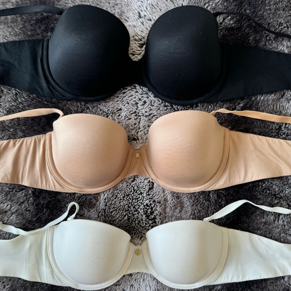 Victoria Secret Set of 3 Strapless Bras